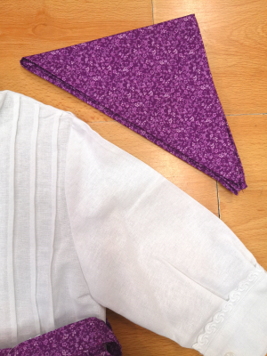Conjunto Casera Blanco y Morado Delantal Flores - Trajes Neska - Baserritarra Niña
