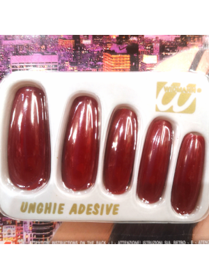 Uñas rojas - Pestañas y Uñas