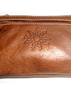 monedero con Eguzkilore de Piel Marron - Bolsos y Carteras Vascas