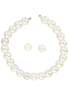 Collar y pendientes de perlas de plastico
