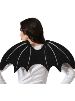 Hegoak Bat