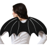 Hegoak Bat