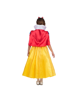 Costume of snow White Winter