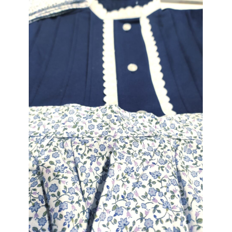 Conjunto Casera Azul Oscuro Rayas y Flores para niña