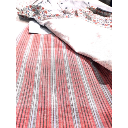 Conjunto Casera Gris Rayas Teja y Flores para niña