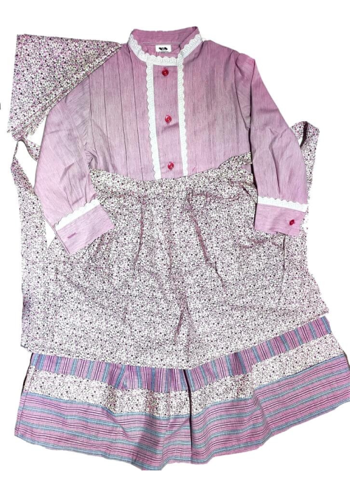 Set Home-made White and Pink with Stripes and Detail Flower
