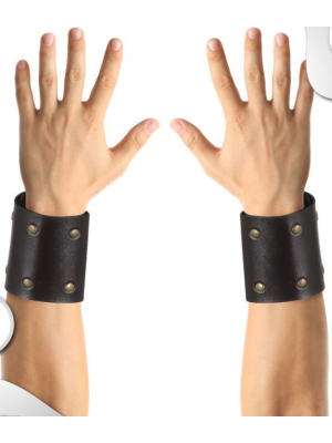 Pulseiras com Tachas