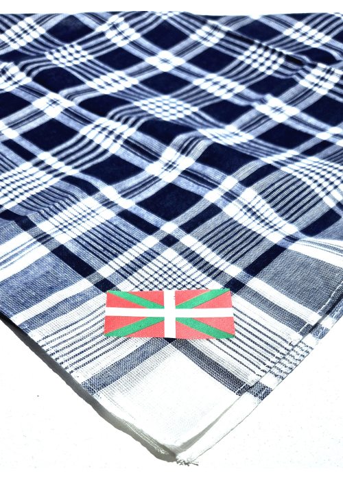 Pañuelo de Ikurriña Grande cuadros azul hierbas