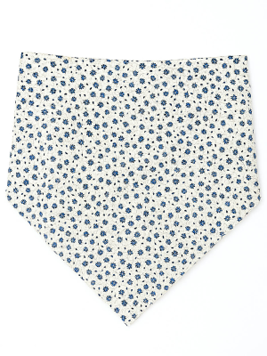 Pañuelo Aldeana Flores Azules - Pañuelos Trajes Tradicionales