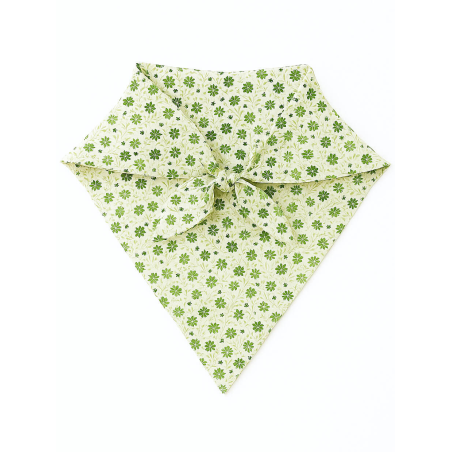 Pañuelo aldenana vasca Flores Verdes - Pañuelos Trajes Tradicionales vascos