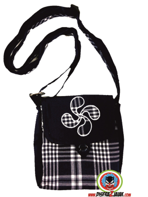 Buy Bag with Lauburu for only 24.00€ – costume Shop online