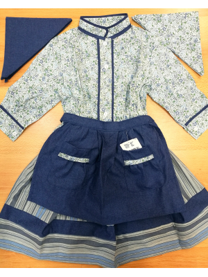 Conjunto Casera Flores y Rayas Azul - Trajes Neska - Baserritarra Niña