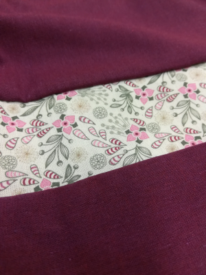 Conjunto Casera Rosa y Burdeos con Bies de FLores - Trajes Neska - Baserritarra Niña